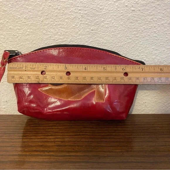 Unbranded All Leather Tapered (7”-5.5”) with Zipper Makeup Bag - Picture 3 of 11